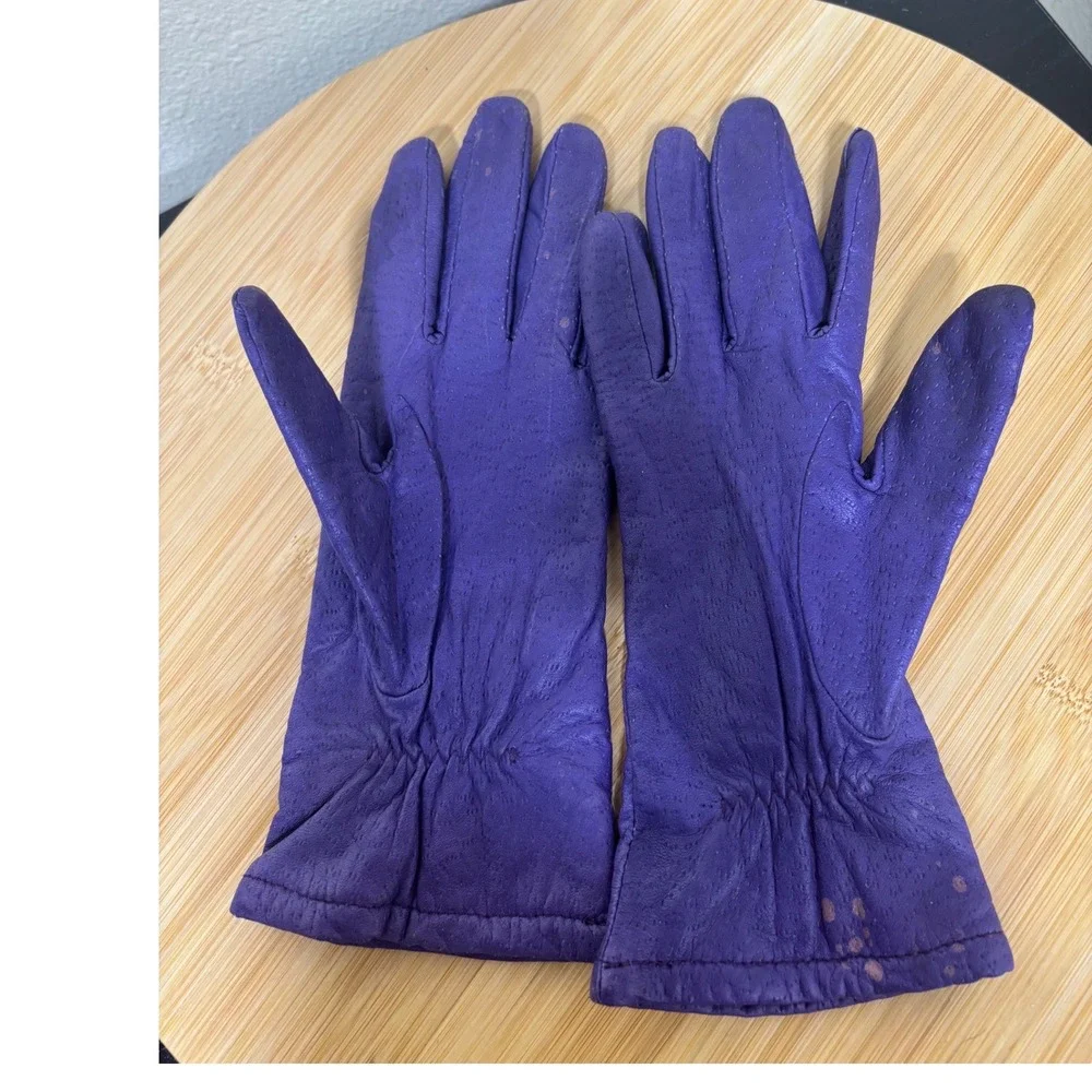 Fownes Gloves 6.5 Vintage Genuine Leather Purple Knit Lined Stitched Detail
